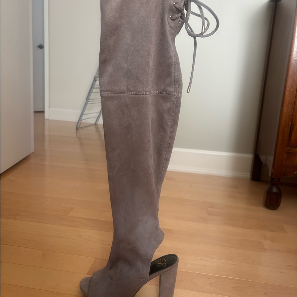 Elegant Over-the-Knee Taupe Boots